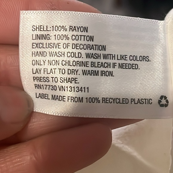 Exhilaration size Medium black and cream maxi sleeveless vee neck dress - Picture 8 of 8